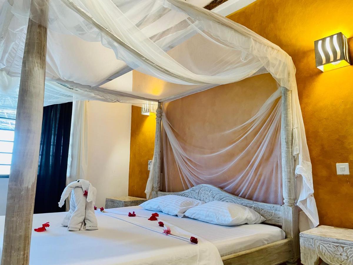 Bed and Breakfast Nyumba Ya Afrika Ватаму Екстер'єр фото