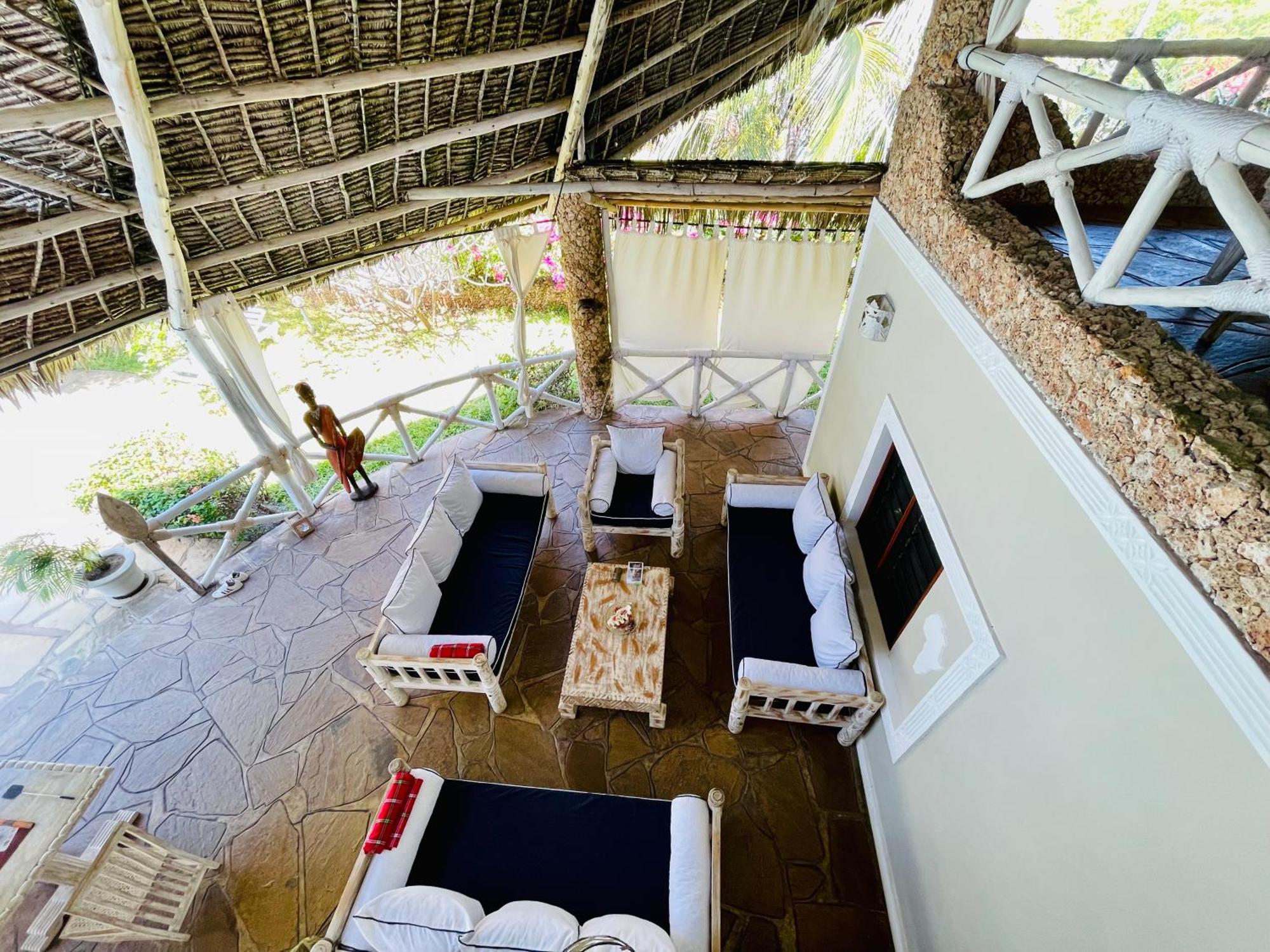 Bed and Breakfast Nyumba Ya Afrika Ватаму Екстер'єр фото