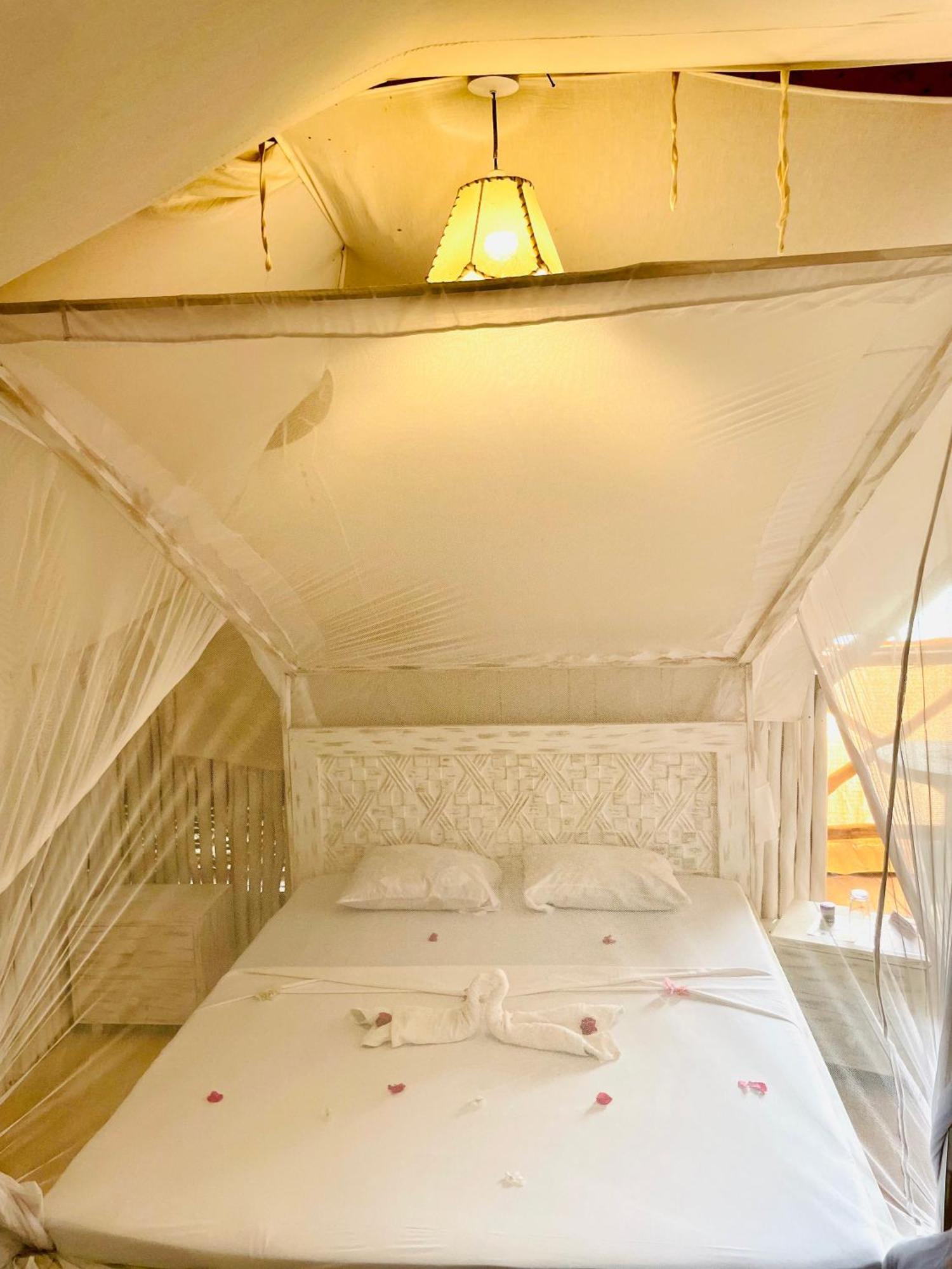 Bed and Breakfast Nyumba Ya Afrika Ватаму Екстер'єр фото