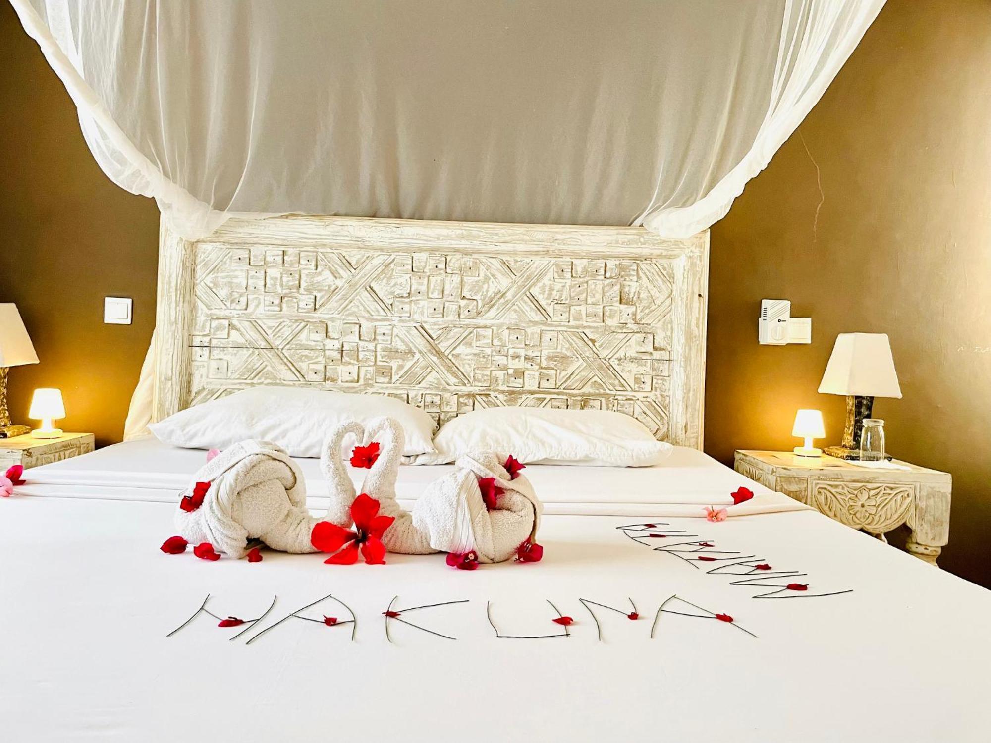 Bed and Breakfast Nyumba Ya Afrika Ватаму Екстер'єр фото
