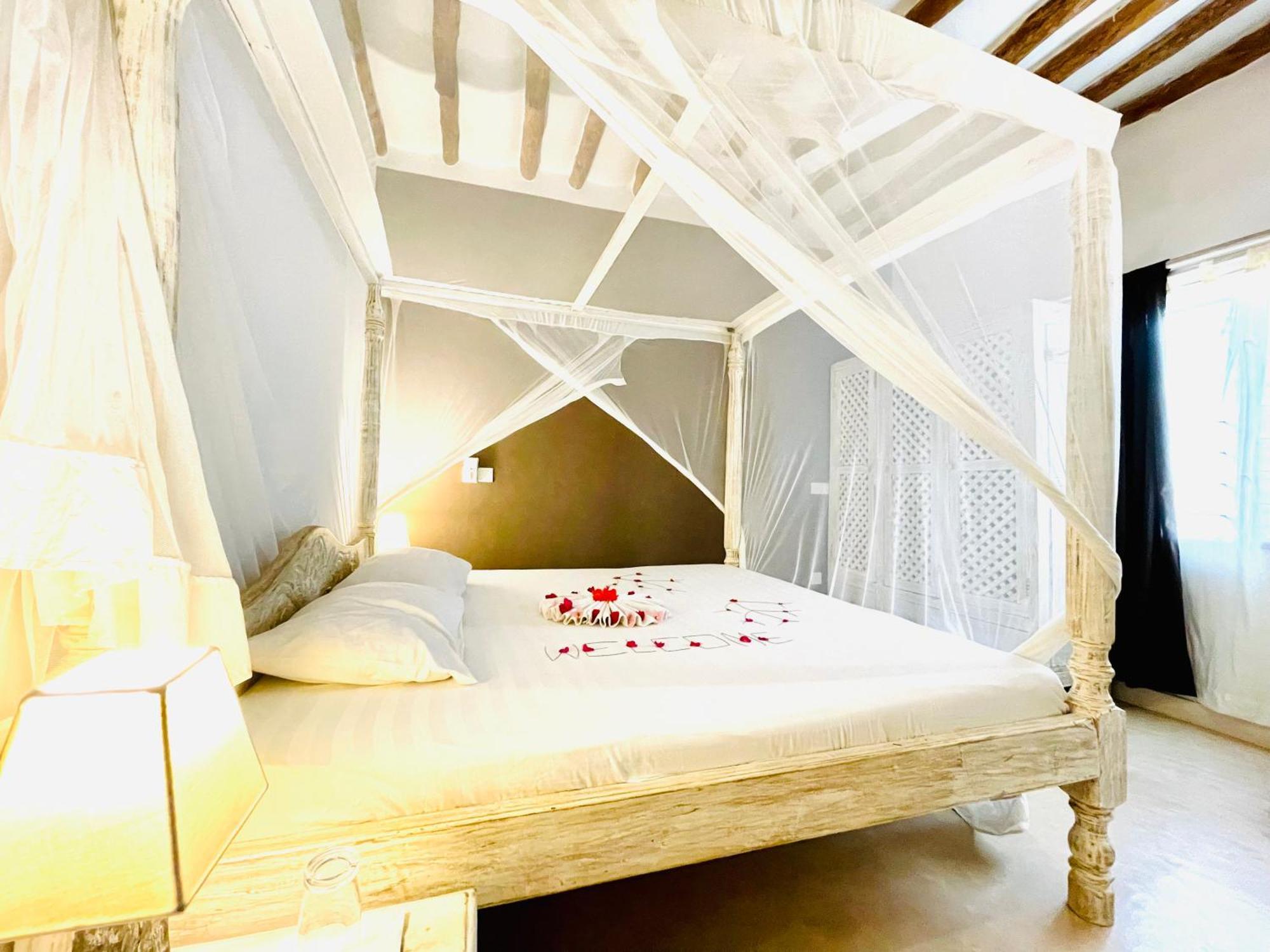 Bed and Breakfast Nyumba Ya Afrika Ватаму Екстер'єр фото