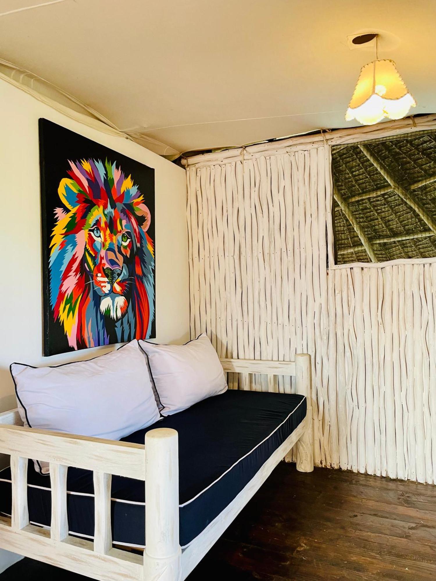 Bed and Breakfast Nyumba Ya Afrika Ватаму Екстер'єр фото