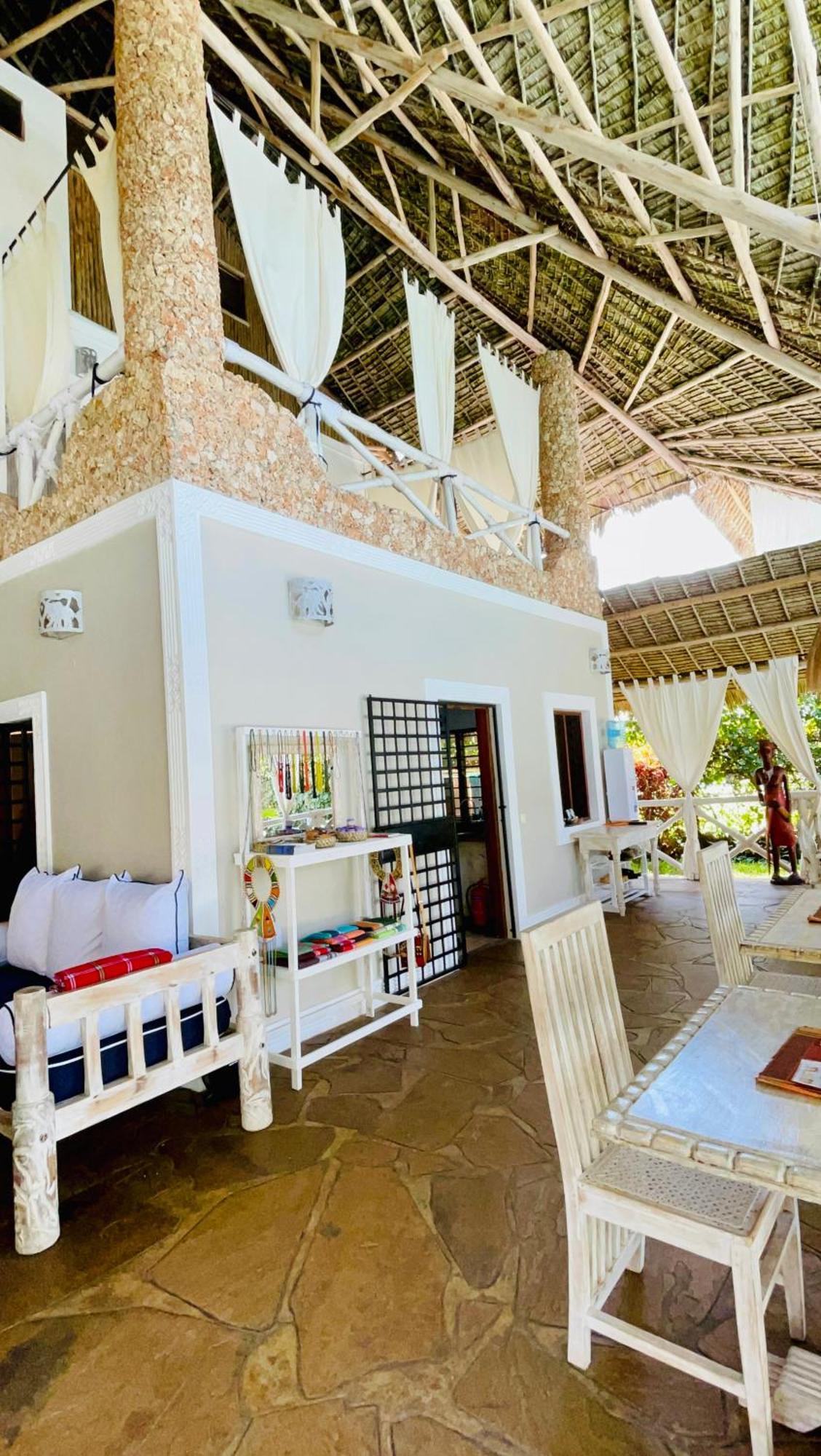Bed and Breakfast Nyumba Ya Afrika Ватаму Екстер'єр фото
