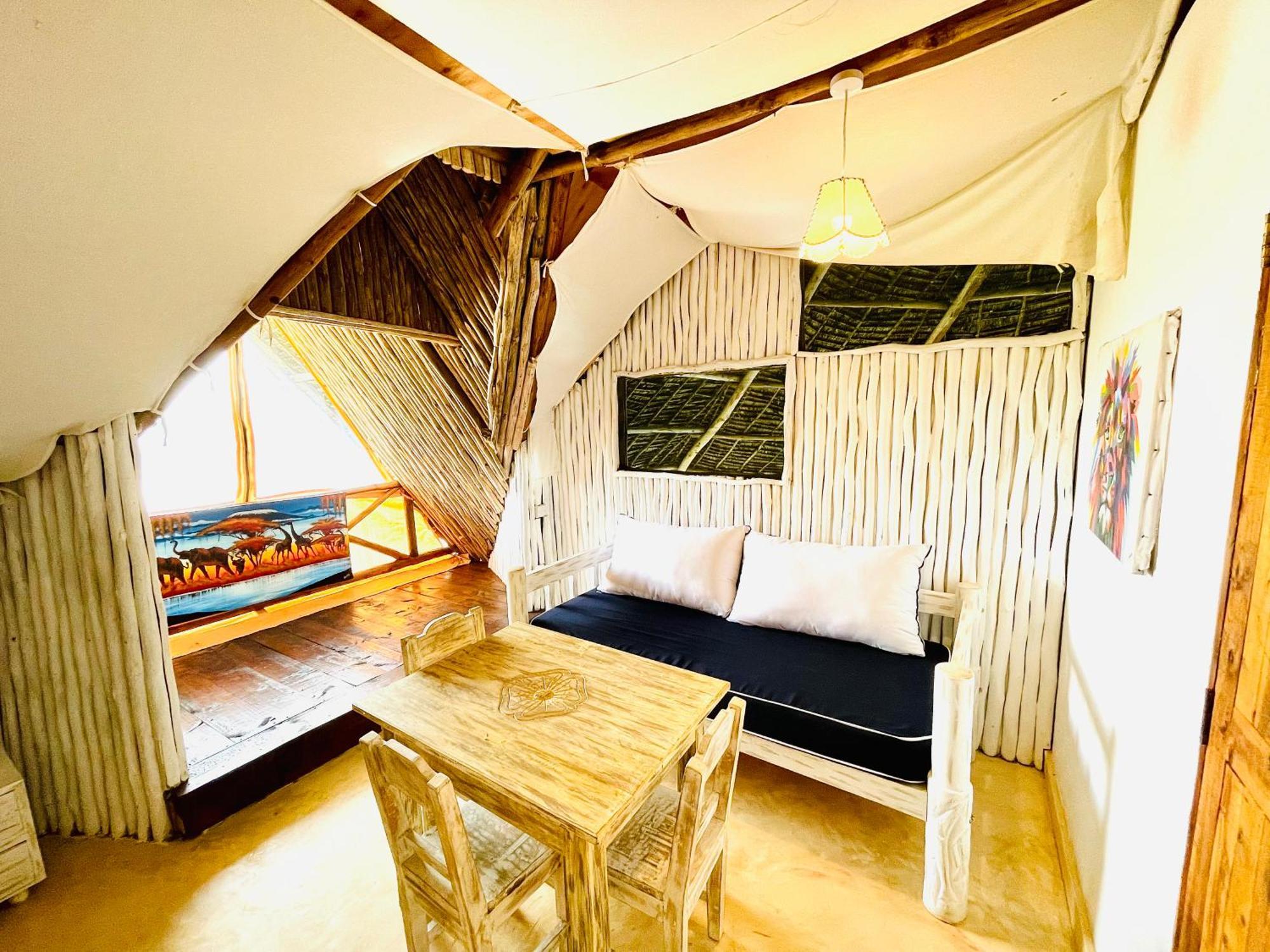 Bed and Breakfast Nyumba Ya Afrika Ватаму Екстер'єр фото